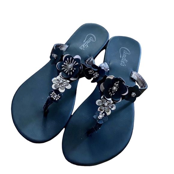 Candie's Shoes - Women's Candie's Sandals Black Size 5 - 6 Flower Flats Flipflops No heel Fancy